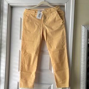 NWT Frank and Eileen Wicklow Italian Twill Chinos. Size 2, ‘sunshine’